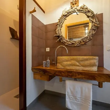 Casa Manuela Holiday home *